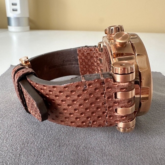 Vostok-Europe Energia Mecha-Quartz Chronograph - VK61-575B590 - Picture 5 of 16